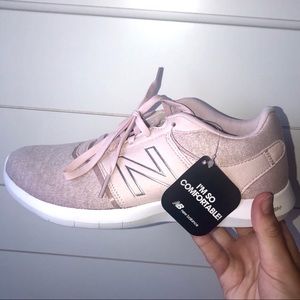 NWT NEW BALANCE LIGHT PINK SNEAKERS sz 7.5